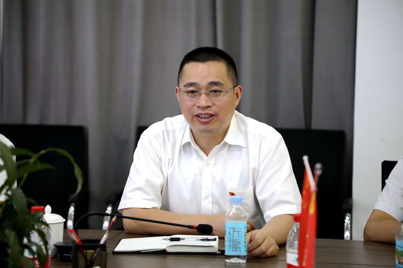 錢申春、王勝利參加機關第一黨支部和金寨路1標黨支部聯(lián)合主題黨日活動2